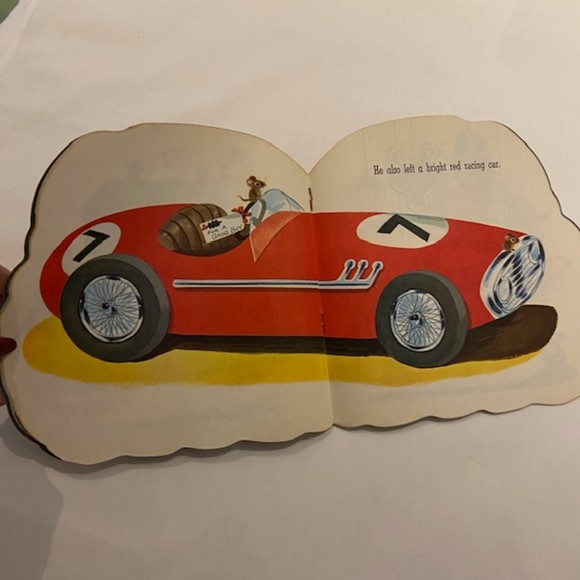 The SANTA CLAUS BOOK Childrens Book Vintage 1965 Softcover Golden Shape Book - Picture 6 of 9